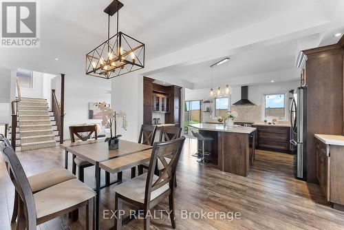 199 Tuliptree Road, Thorold, ON - Indoor Photo Showing Dining Room