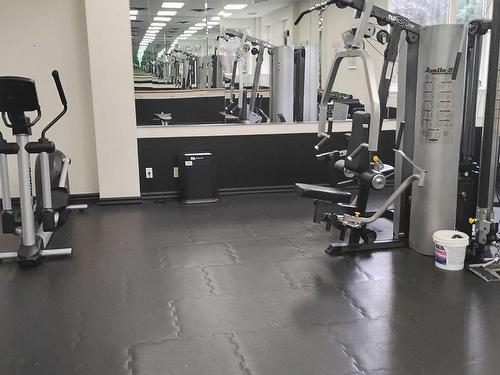 1407-410 Mclevin Ave, Toronto, ON - Indoor Photo Showing Gym Room