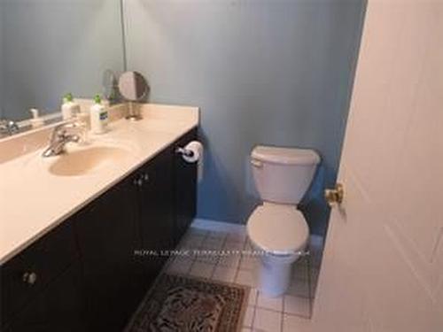 1407-410 Mclevin Ave, Toronto, ON - Indoor Photo Showing Bathroom