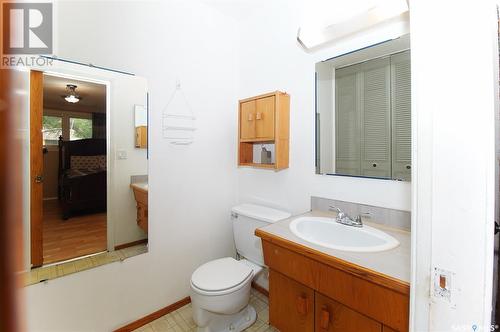 123 Mackenzie Crescent, Regina, SK - Indoor Photo Showing Bathroom