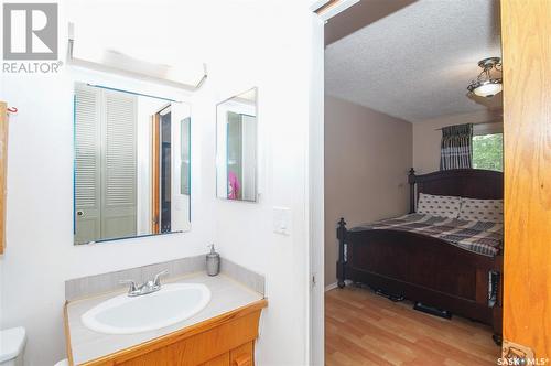 123 Mackenzie Crescent, Regina, SK - Indoor Photo Showing Bathroom