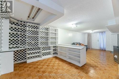 2134 Sheppard Avenue W, Toronto (Glenfield-Jane Heights), ON - Indoor