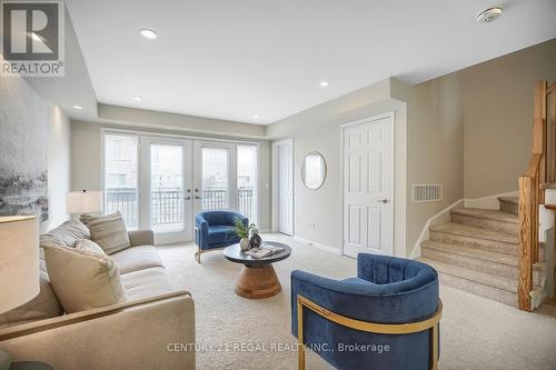 109 - 1 Beckenrose Court, Brampton (Bram West), ON - Indoor Photo Showing Living Room