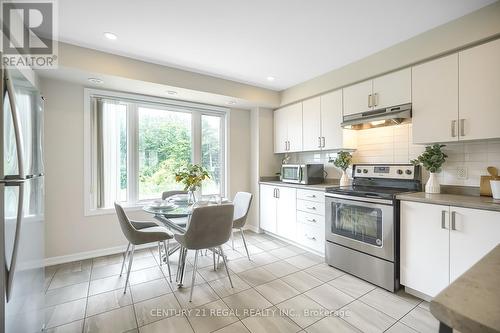 109 - 1 Beckenrose Court, Brampton (Bram West), ON - Indoor Photo Showing Kitchen