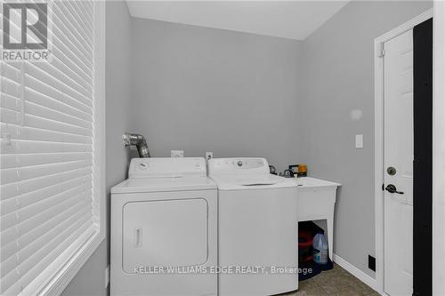 75 Cedarville Drive, Hamilton, ON -  Photo Showing Laundry Room