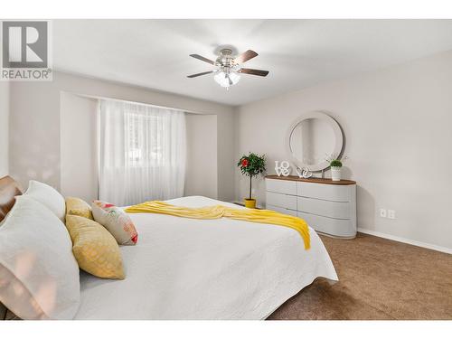 7967 Falcon Ridge Crescent, Kelowna, BC - Indoor Photo Showing Bedroom