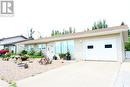 704 Leeville Drive, Assiniboia, SK  - Outdoor 