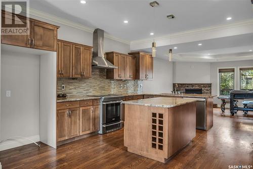 616 Balmoral Street, Saskatoon, SK - Indoor Photo Showing Kitchen With Upgraded Kitchen