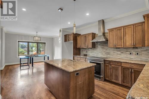 616 Balmoral Street, Saskatoon, SK - Indoor Photo Showing Kitchen With Upgraded Kitchen