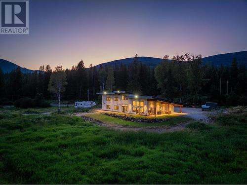 2335 Pass Creek Road, Castlegar, BC - Outdoor With View