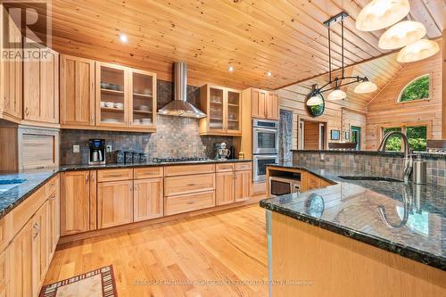 142 Paddy'S Lane, Westport, ON - Indoor Photo Showing Kitchen