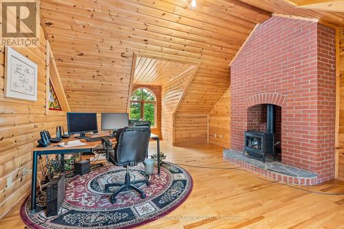 142 Paddy'S Lane, Westport, ON - Indoor With Fireplace