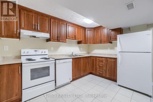 Lower - 588 Peach Blossom Court, Kitchener, ON - Indoor Photo Showing Kitchen With Double Sink