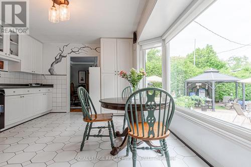 237 Tuck Drive, Burlington (Shoreacres), ON - Indoor Photo Showing Dining Room