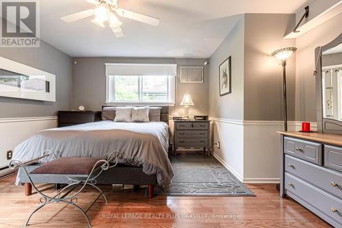 237 Tuck Drive, Burlington (Shoreacres), ON - Indoor Photo Showing Bedroom