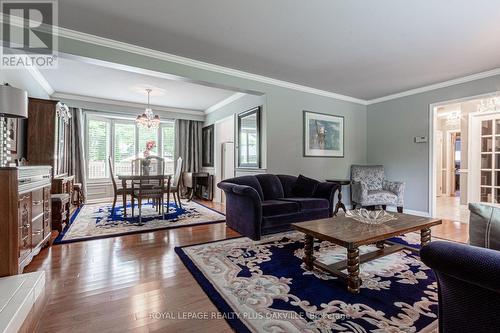 237 Tuck Drive, Burlington (Shoreacres), ON - Indoor Photo Showing Living Room