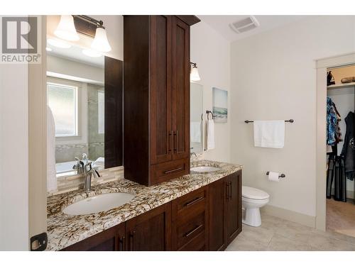 2390 Tallus Ridge Drive, West Kelowna, BC - Indoor Photo Showing Bathroom