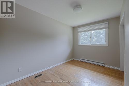 95 Rosslinn Road, Cambridge, ON - Indoor Photo Showing Other Room