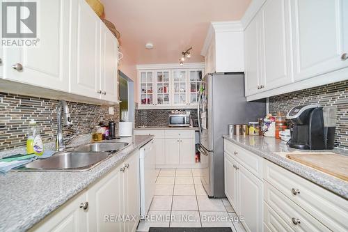 Unit 89 - 2901 Jane Street E, Toronto (Glenfield-Jane Heights), ON - Indoor Photo Showing Kitchen With Double Sink