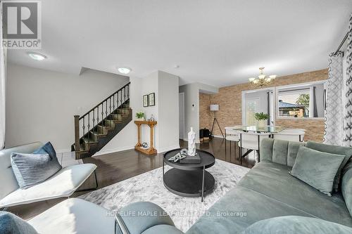 2225 Shadetree Avenue, Burlington (Orchard), ON - Indoor Photo Showing Living Room