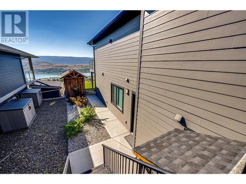 6722 Blackcomb Way, Vernon, BC - Outdoor With Exterior