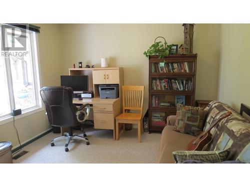 229 S Grosz Road, Quesnel, BC - Indoor Photo Showing Office