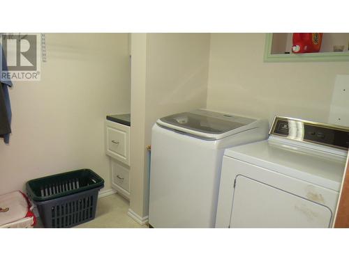 229 S Grosz Road, Quesnel, BC - Indoor Photo Showing Laundry Room