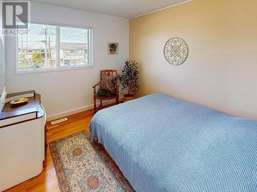 3824 Selkirk Ave, Powell River, BC - Indoor Photo Showing Bedroom