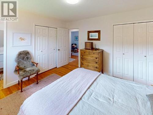 3824 Selkirk Ave, Powell River, BC - Indoor Photo Showing Bedroom