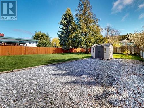 3824 Selkirk Ave, Powell River, BC - Outdoor With Backyard