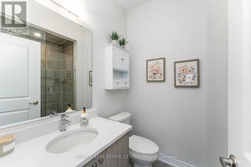 4 Clermiston Crescent, Brampton (Sandringham-Wellington), ON - Indoor Photo Showing Bathroom