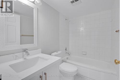 208 - 330 Rathburn Road W, Mississauga (City Centre), ON - Indoor Photo Showing Bathroom