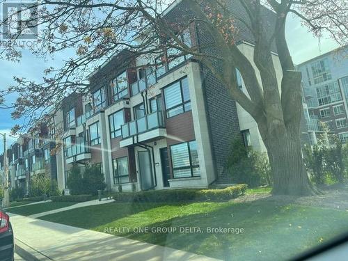 135 High Street W, Mississauga (Port Credit), ON - Outdoor