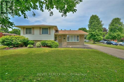 8 Wiltshire Boulevard, Welland, ON - Outdoor