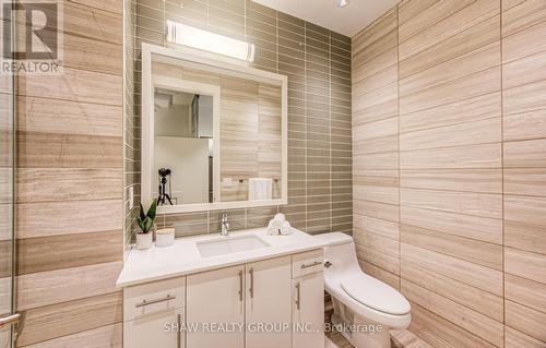 325 - 112 Benton Street, Kitchener, ON - Indoor Photo Showing Bathroom