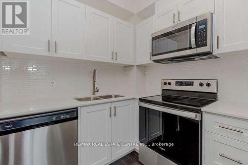 804 - 128 King Street N, Waterloo, ON - Indoor Photo Showing Kitchen With Double Sink