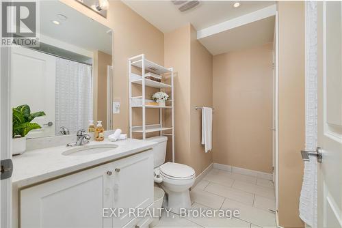 310 - 3563 Lake Shore Boulevard W, Toronto (Long Branch), ON - Indoor Photo Showing Bathroom