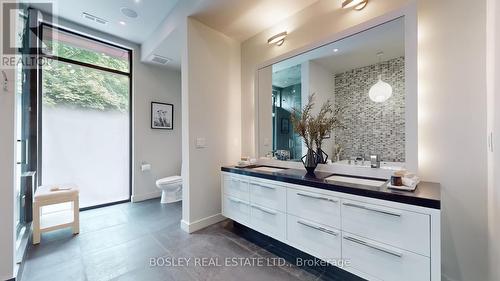 5 Braemar Avenue, Toronto (Yonge-Eglinton), ON - Indoor Photo Showing Bathroom