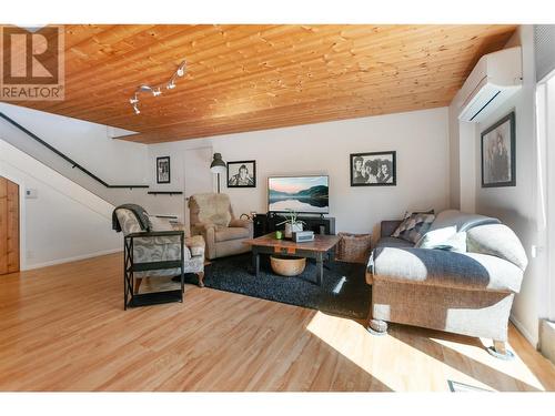 497 Vancouver Avenue, Penticton, BC - Indoor