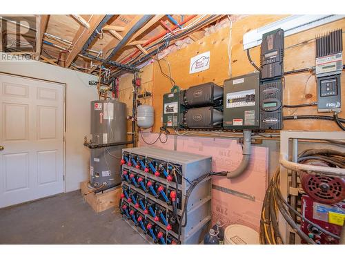 592 Bear Valley Road, Lumby, BC - Indoor Photo Showing Basement