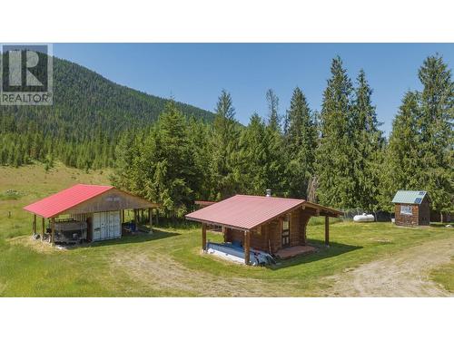 592 Bear Valley Road, Lumby, BC - Outdoor