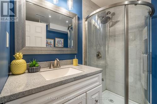 3234 Sharp Road, Burlington (Alton), ON - Indoor Photo Showing Bathroom