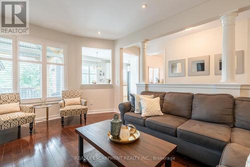 3234 Sharp Road, Burlington (Alton), ON - Indoor Photo Showing Living Room