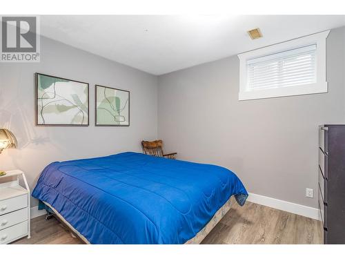 574 Gowen Place, Kelowna, BC - Indoor Photo Showing Bedroom