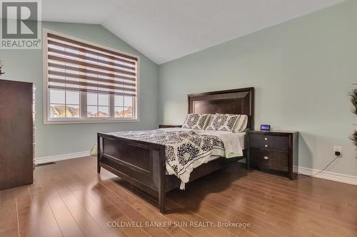 16 Archway Trail, Brampton (Toronto Gore Rural Estate), ON - Indoor Photo Showing Bedroom