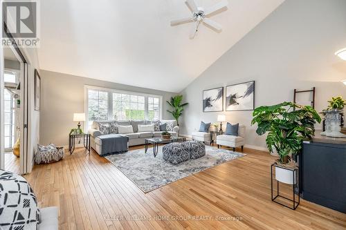 5 Wild Rose Court, Guelph (Village), ON - Indoor Photo Showing Living Room