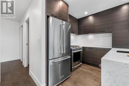 1181 Sunset Drive Unit# 2001, Kelowna, BC - Indoor Photo Showing Kitchen