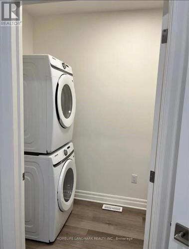 7319 Parkside Road, Niagara Falls, ON - Indoor Photo Showing Laundry Room