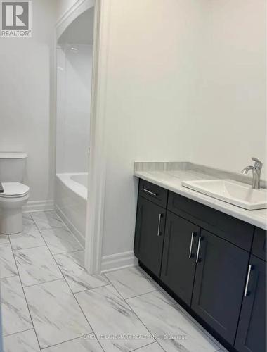 7319 Parkside Road, Niagara Falls, ON - Indoor Photo Showing Bathroom