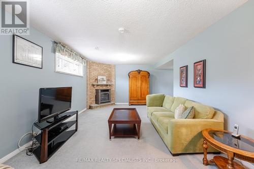 3218 Mccarthy Court, Mississauga, ON - Indoor Photo Showing Living Room With Fireplace